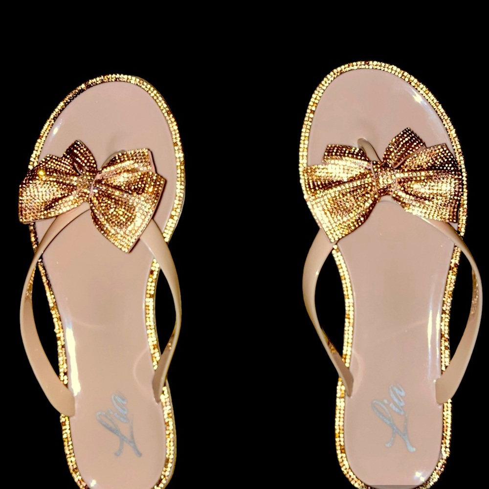 Cute Gold Flip Flop Sandals with Bow 🎀